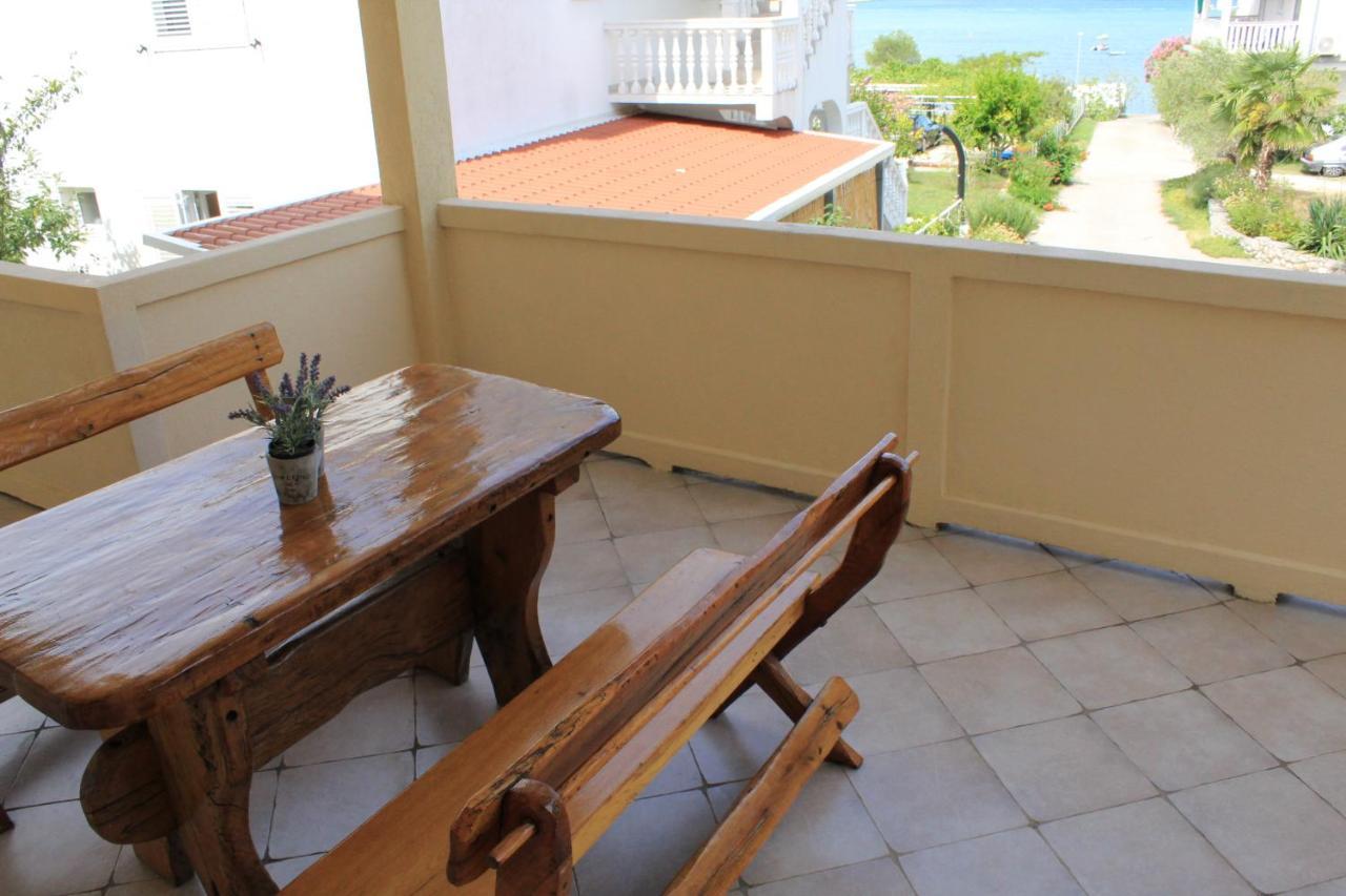 Apartments Kampor Damira Rab Town Dış mekan fotoğraf