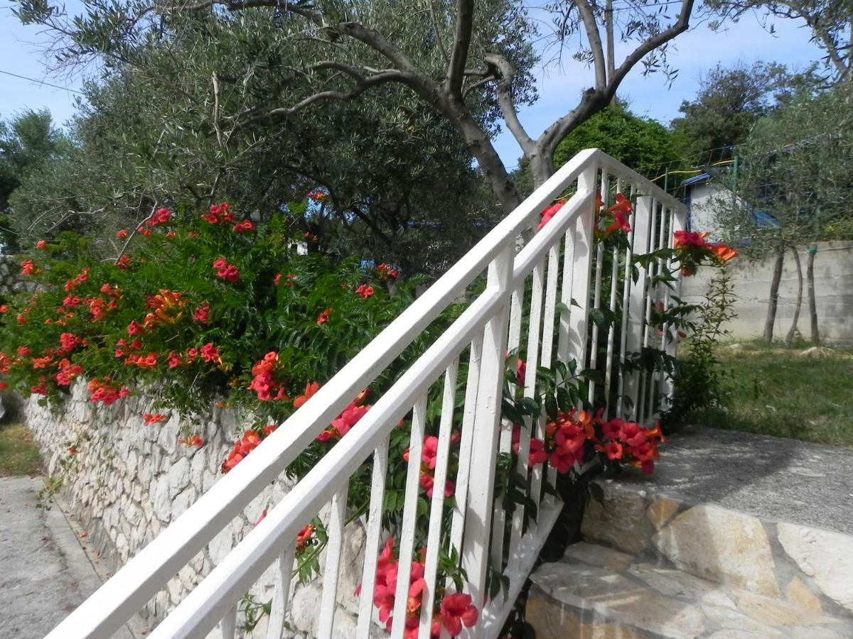 Apartments Kampor Damira Rab Town Dış mekan fotoğraf